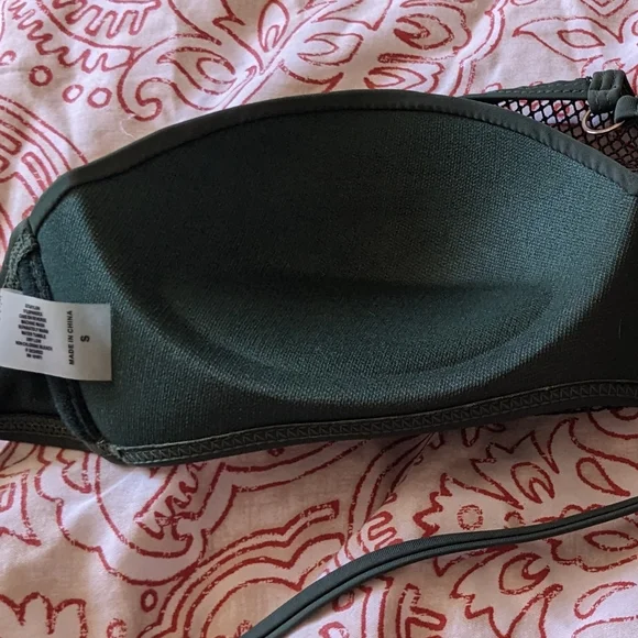 Green mesh strappy bikini - Picture 4 of 9